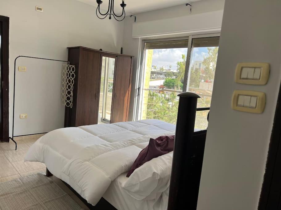 Ronza Elegant Apartment Amman Buitenkant foto