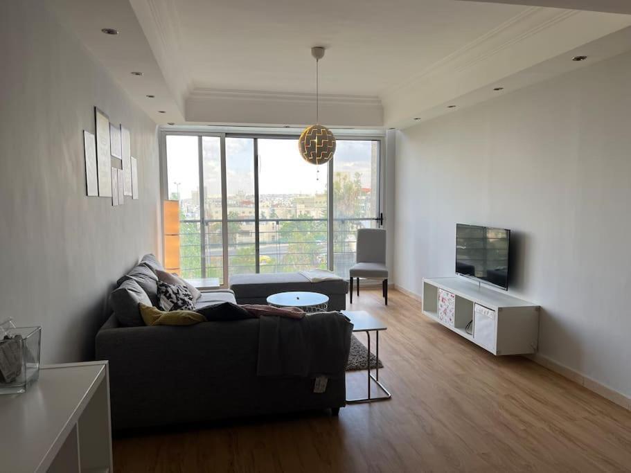 Ronza Elegant Apartment Amman Buitenkant foto